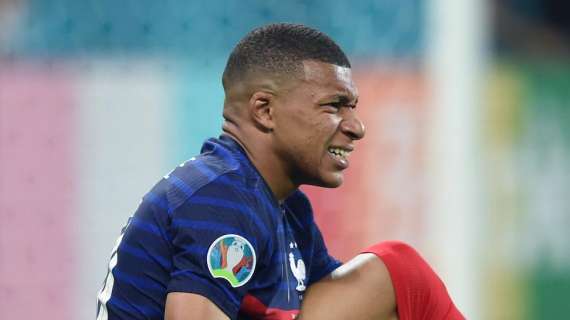 Kylian Mbapp&eacute; con Francia