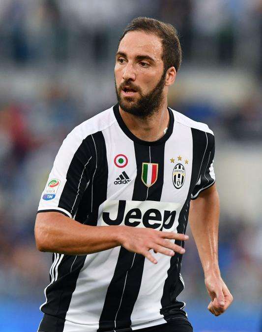 Reina: "La venta de Higuaín a la Juve es como la de Figo al Madrid"