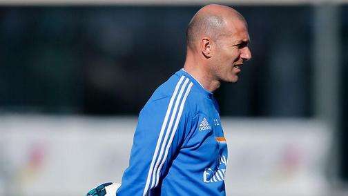 Zidane: "No me arrepiento de haberme quedado en el Castilla"
