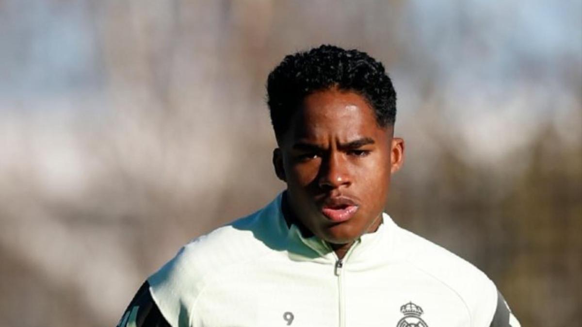 Posible giro de 180 grados con la salida de Endrick: los detalles