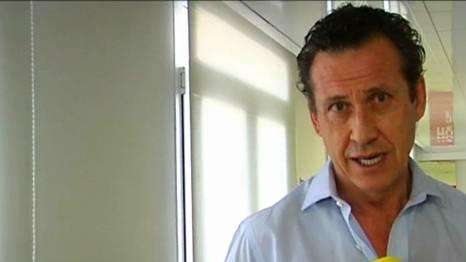 Valdano, en Onda Cero: "El Madrid tiene recursos aunque no entrase el jugador de los 70 millones"