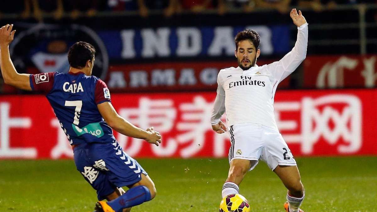 AS: Isco, líder en balones robados ante el Eibar