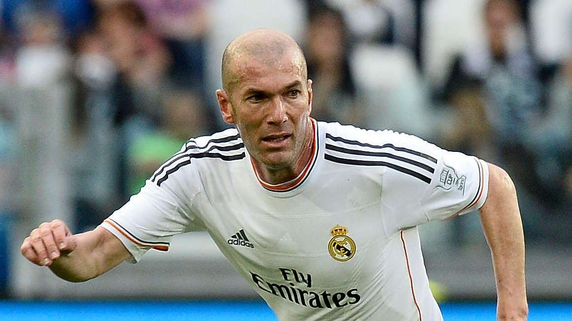 Isaac Fouto, en Deportes COPE: "Es complicado que Zidane entrene al Castilla lo que resta de campaña"