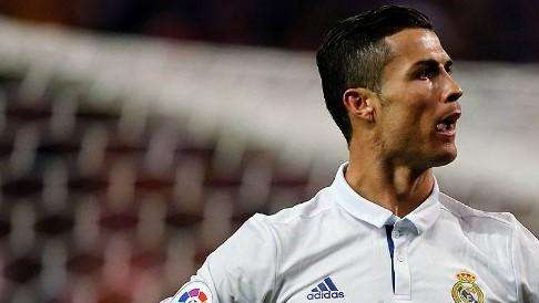 El Madrid lucirá nueva camiseta ante el Sporting