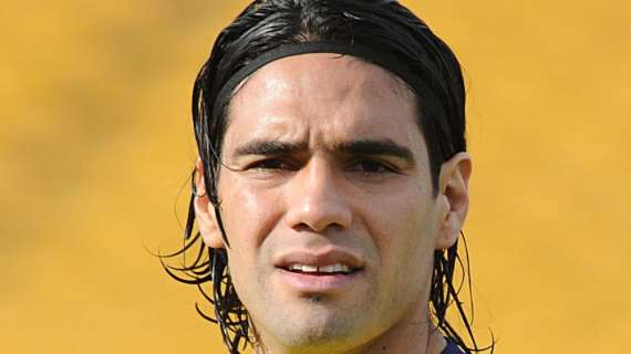 AS: Falcao se ve en el Real Madrid