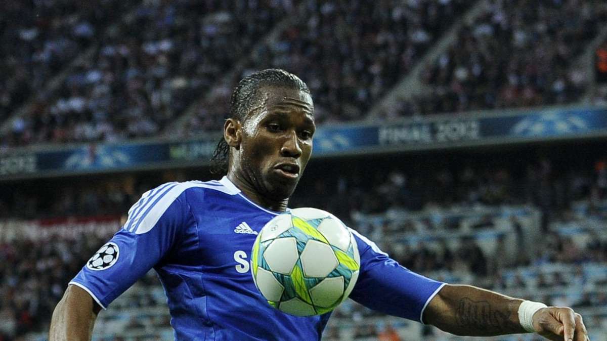 Drogba resta importancia a su lesión