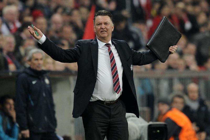 Van Gaal: "Adaptarse al fútbol inglés es como aprender a conducir por la izquierda"