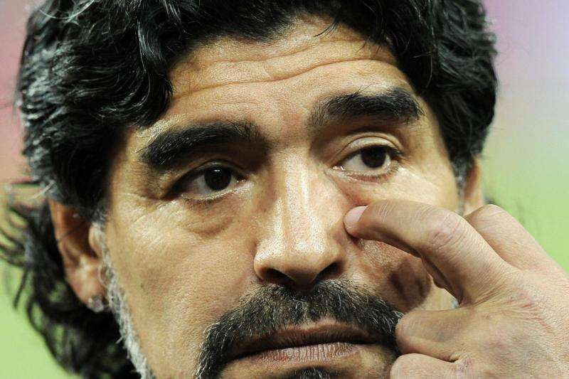 EXCLUSIVA TMW - Maradona: "Hay pequeñas diferencias entre Cristiano y Messi"