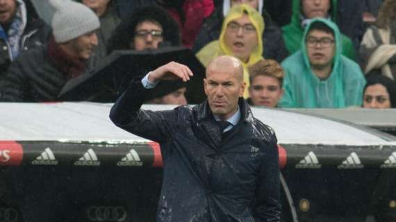Sport - El PSG mantiene contactos con Zidane para ofrecerle su banquillo
