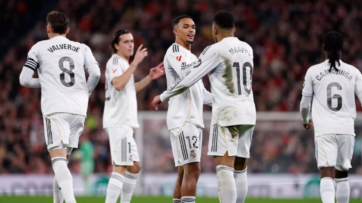 Ojo: surge una nueva alternativa como fichaje para el mediocentro del Real Madrid