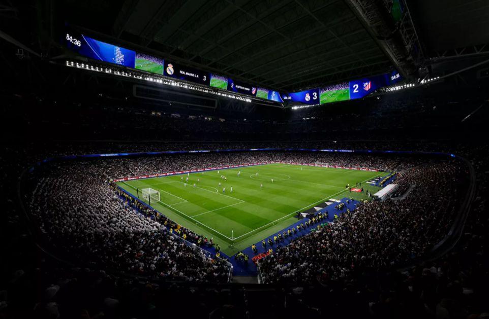 El Barça va a por dos objetivos del Madrid