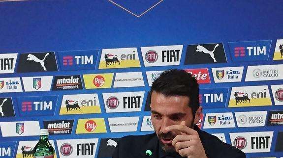 Buffon: "Estaría contento de que no juegue Morata"