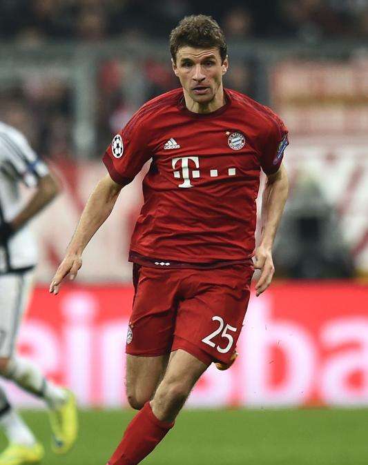 Müller: "Guardiola nos dijo que nos cortaría las pelotas si no pasabamos"