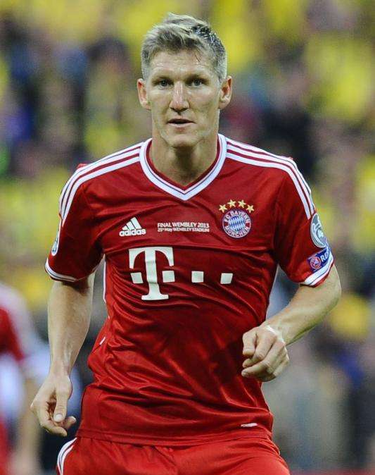 Rummenigge: "Solo dejaremos salir a Schweinsteiger si él lo pide"