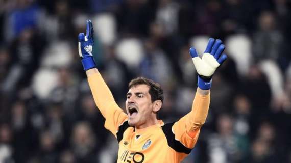 OFICIAL - Iker Casillas renueva con el Oporto 