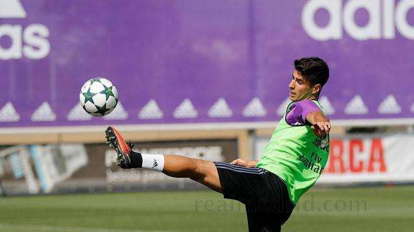Julio César Iglesias, en Realmadrid TV: "A Asensio le cambiaban para que los rivales no se sintiesen humillados"