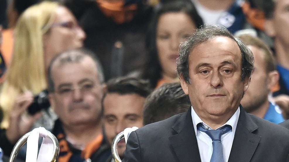 Platini: "Optaré a la reelección como presidente de la UEFA, no de la FIFA"