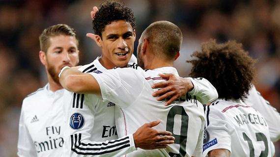 Daily Star: El Arsenal se suma a la puja por Varane