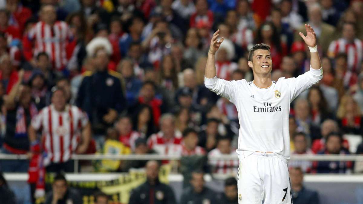 Cristiano: "Valió la pena arriesgar la rodilla por la final de Lisboa"