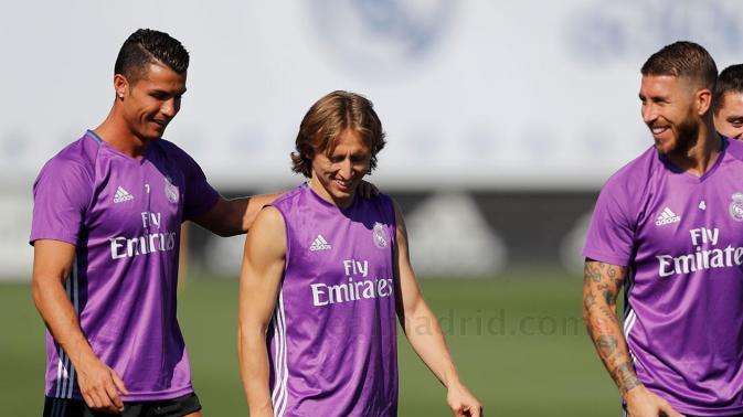 Sport ya piensa en las jubilaciones del Madrid