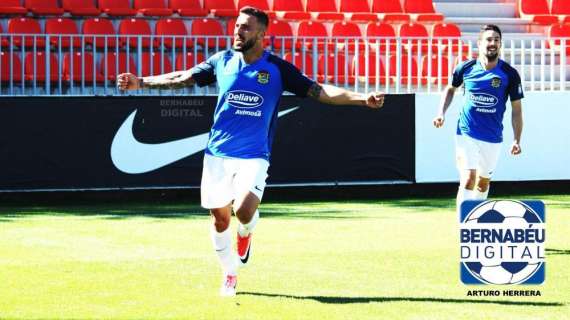 VÍDEO BD - La llegada de los jugadores del Fuenlabrada al vestuario