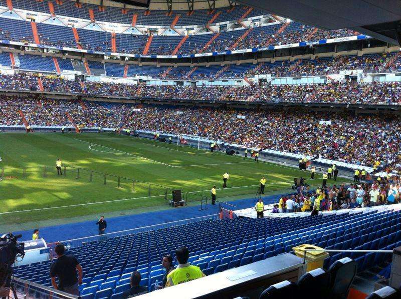 Corona: "Con lo que nos transmita el nuevo entrenador, nos enfrentaremos al Real Madrid"