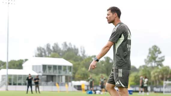 Último entrenamiento y rueda de prensa de Xabi Alonso antes de enfrentarse al PSG