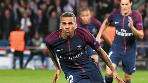 France Football desvela los cinco posibles destinos de Dani Alves
