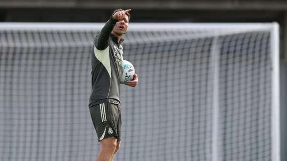 Xabi recupera a seis internacionales y dos lesionados completan parte de la sesión con el grupo