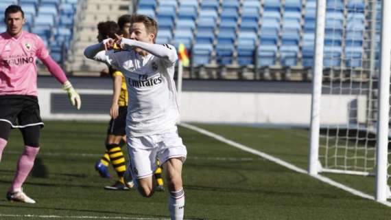 CRÓNICA: El Castilla golea y afianza el liderato