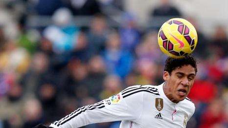 Varane se hace centenario con el Real Madrid
