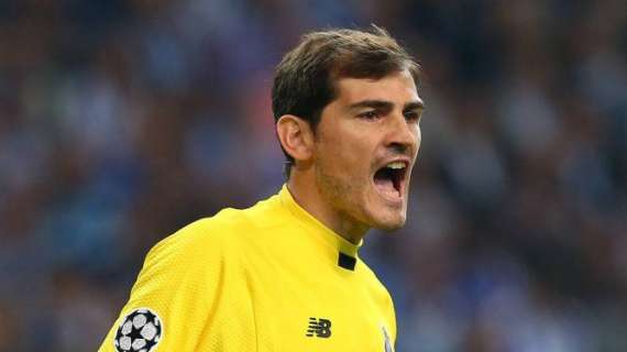Casillas se sincera: "¿Si me llama el Madrid volvería? Por supuesto, no puedo olvidar dónde me crié..."