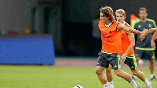 Benzema y Modric estarán ante el Milan