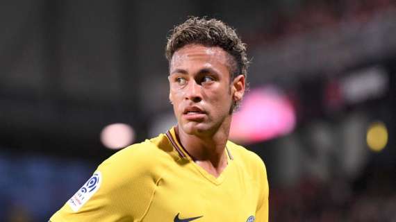 ¡Ojo! Neymar huye de la zona mixta al ser preguntado por el Madrid