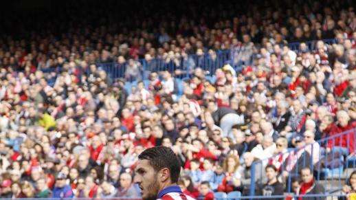 Koke: "Hacemos más cosas que hablar con el árbitro"