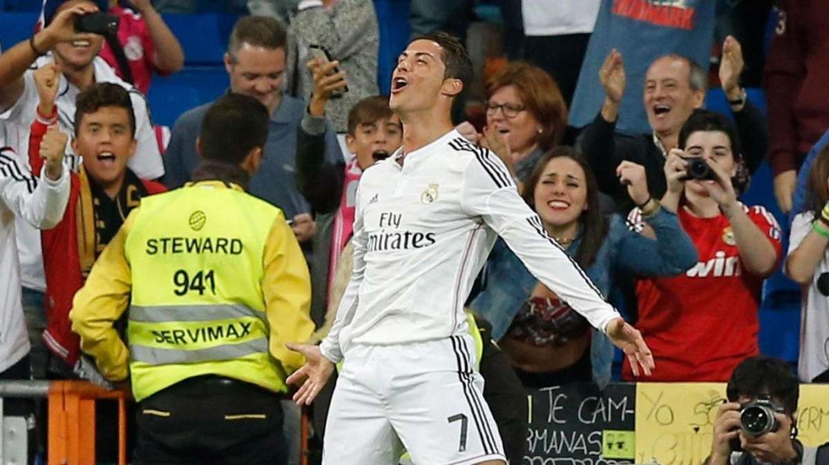 Cristiano y Torres, el centro de las miradas del derbi