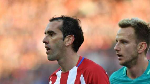 Godín habla sobre Theo: "Yo no me iría al Madrid, pero él es un niño"