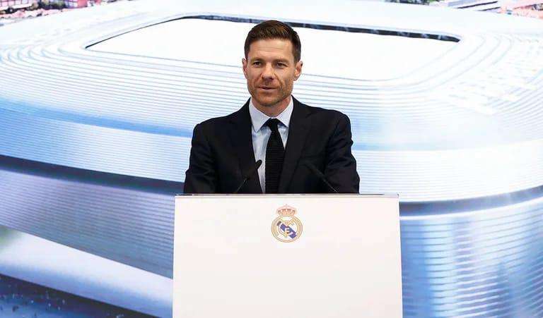 Xabi Alonso quiere más fichajes: "Es nuestro deber mejorar en la planificación"