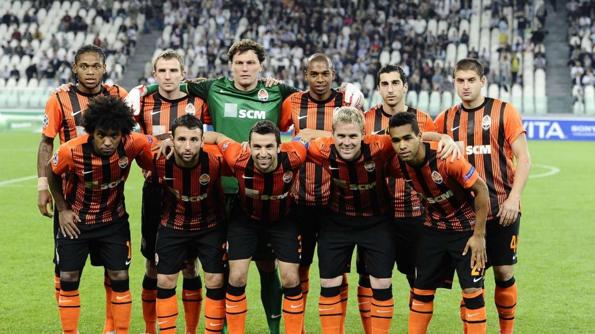 Bombardean el Donbass Arena, estadio del Shakhtar Donetsk