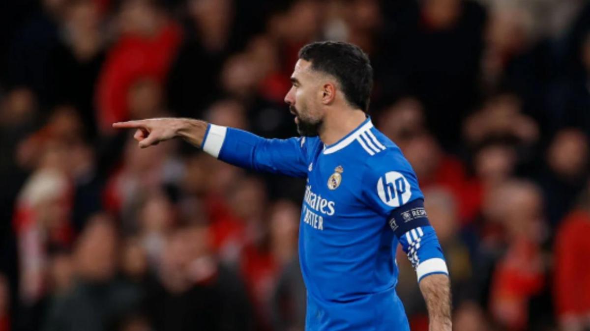 Encontronazo de Carvajal con un aficionado: "Veo que careces de valores"