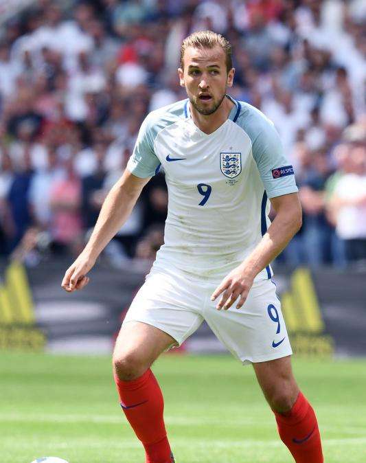 Inglaterra, Southgate: "Lopetegui me comentó lo afortunado que era de tener a Kane. Está a la altura de Messi o Cristiano"
