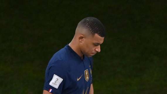 Kylian Mbapp&eacute; con Francia