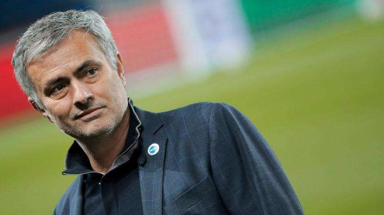 Mourinho: "¿Wenger? No logra sus metas y mantiene el trabajo, es el rey"