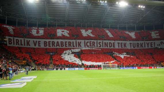 ONCE INICIAL - Dos variantes en la alineación de Terim respecto al partido de Estambul