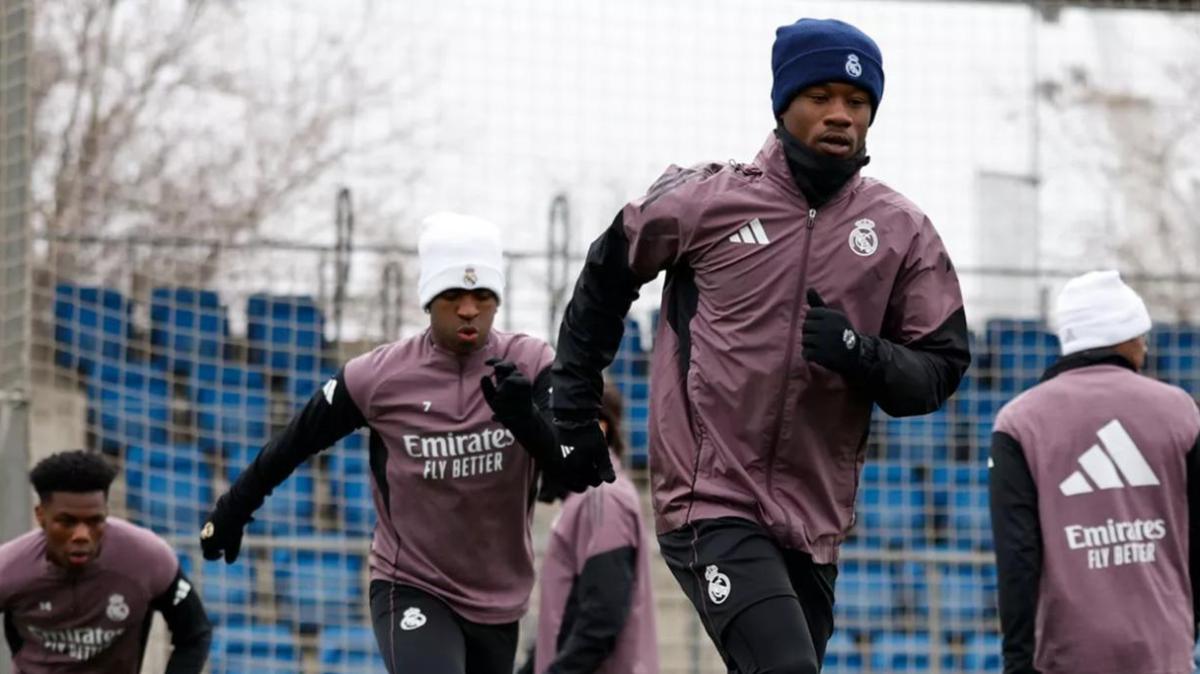 Los madridistas Fernando Alonso y Carlos Sainz, fuera del top 10 en Fórmula 1