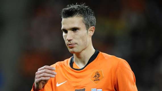 Van Persie: "Fue satisfactorio ganar contra los defensores del título"