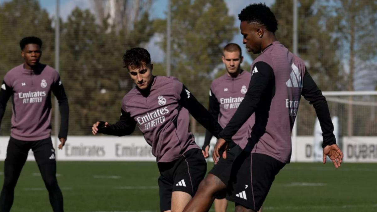 El Real Madrid manda en ocasiones, pero el Mallorca se adelanta