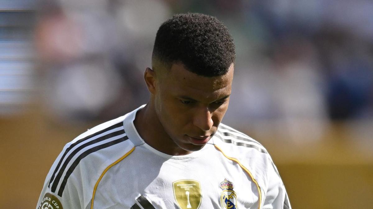Mbappé desata las críticas antes de la final de la Supercopa: "Es egoísmo"