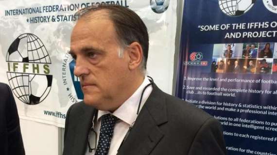 Tebas, vuelve a la carga: "El PSG y el City están haciendo trampas, estoy seguro"