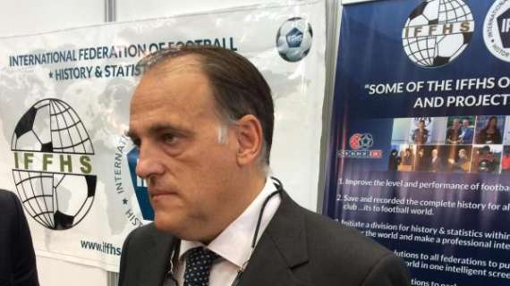 Tebas explica los pitos a Piqué: "El madridismo le ha cogido mucha rabieta desde lo de Kevin Roldán"